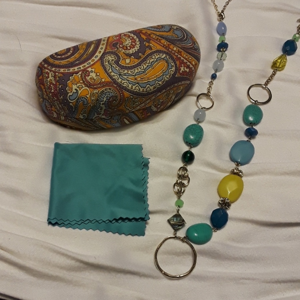 Glass case and Necklace holder bundle